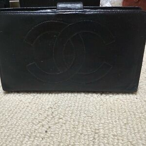 Vintage CHANEL Timeless Lambskin Kisslock Interlocking CC Logo French Purse BLK